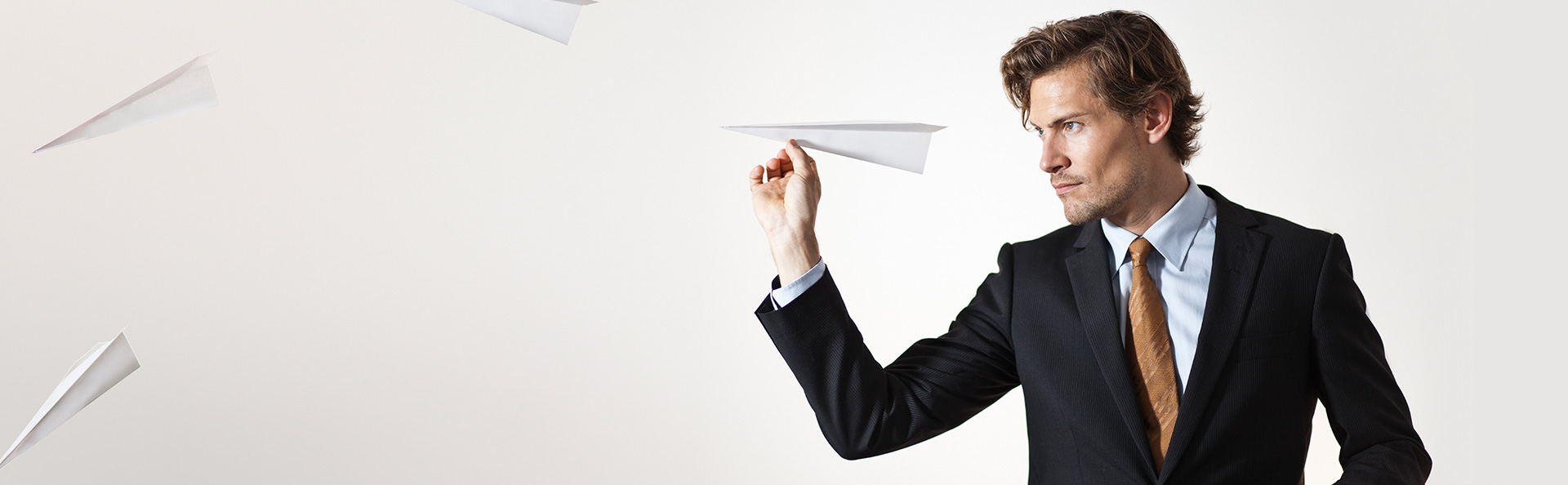 NLE accountant picture